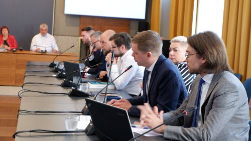 Sesja absolutoryjna Rady Miasta Pruszcza Gdańskiego z przyznaniem wotum zaufania.