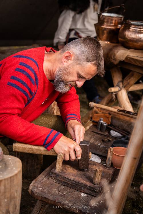 Rekonstruktor z Wioski Gotów w Masłomęczu