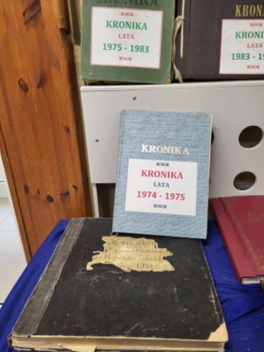 Prezentacja kronik szkolnych.